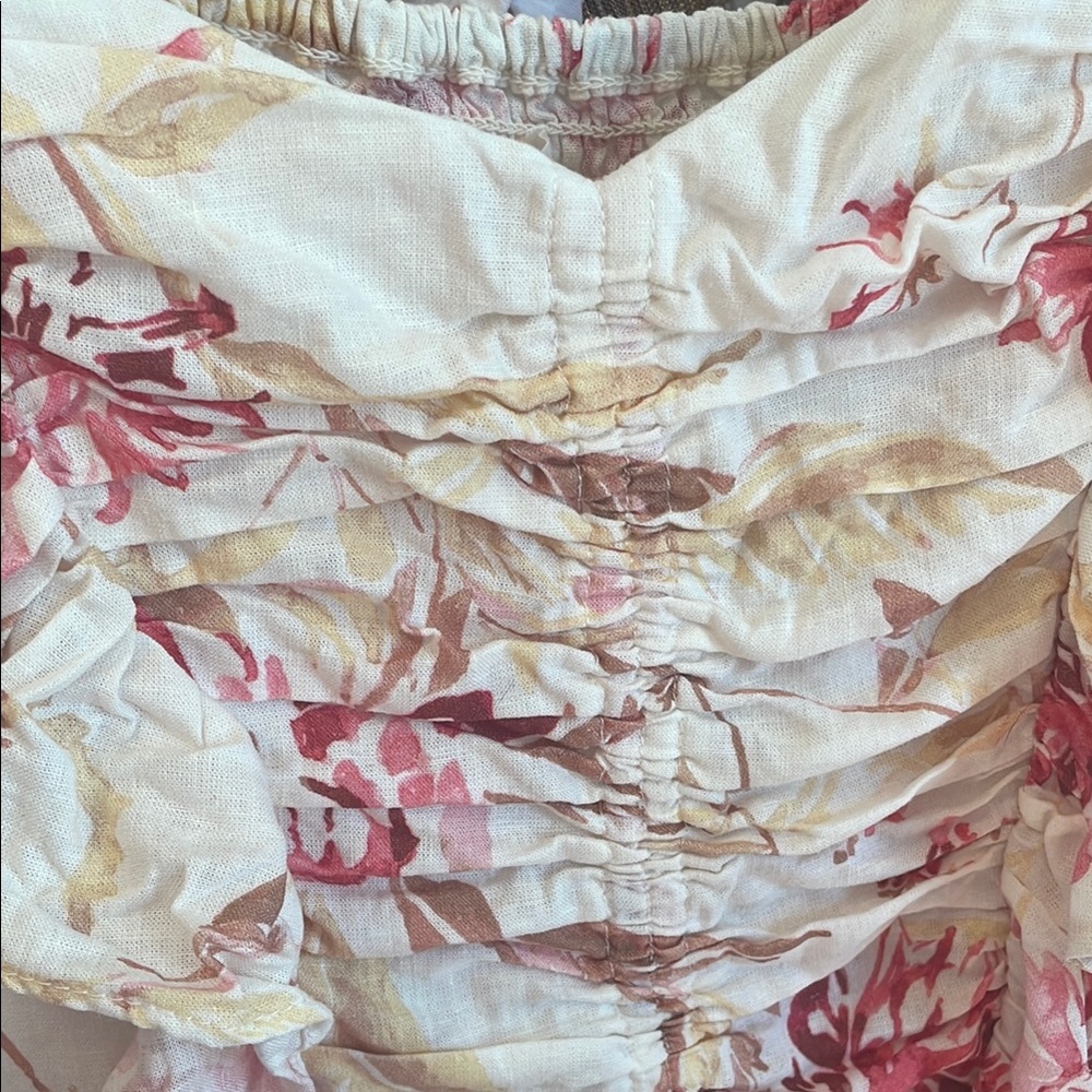 Floral Ruffled Women's Top - Picture 3 of 5